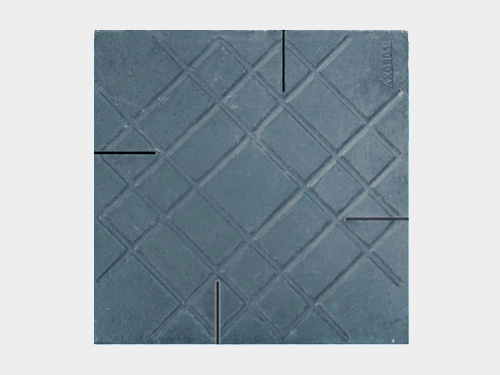 中(zhong)鋁球方盒(he)